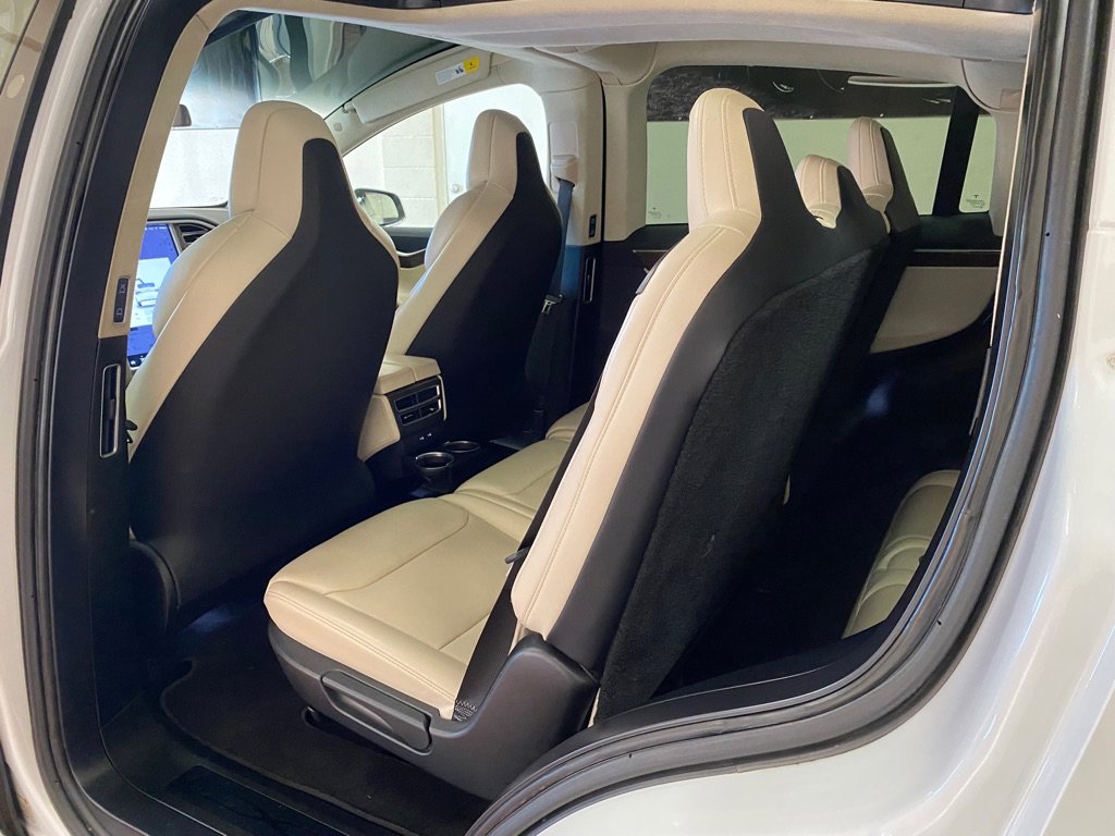 Used 2018 Tesla Model X AWD/4WD image 38