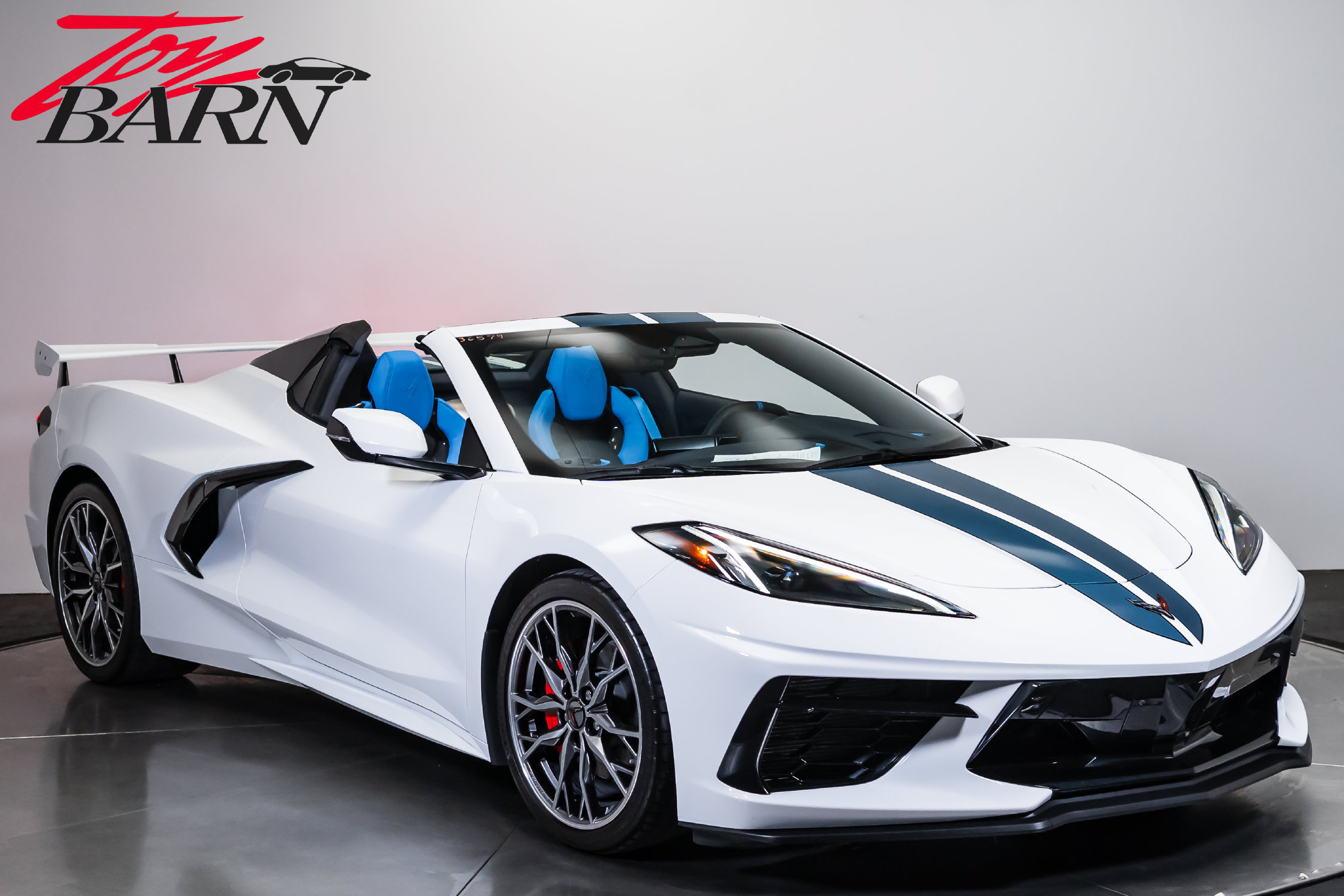 Used 2024 Chevrolet Corvette Stingray Premium Conv w/ 3LT RWD image 7