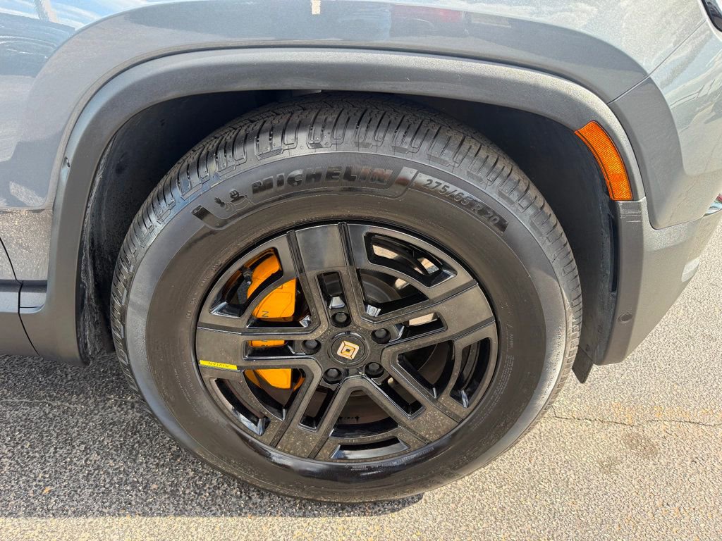 Used 2023 Rivian R1S Adventure image 42