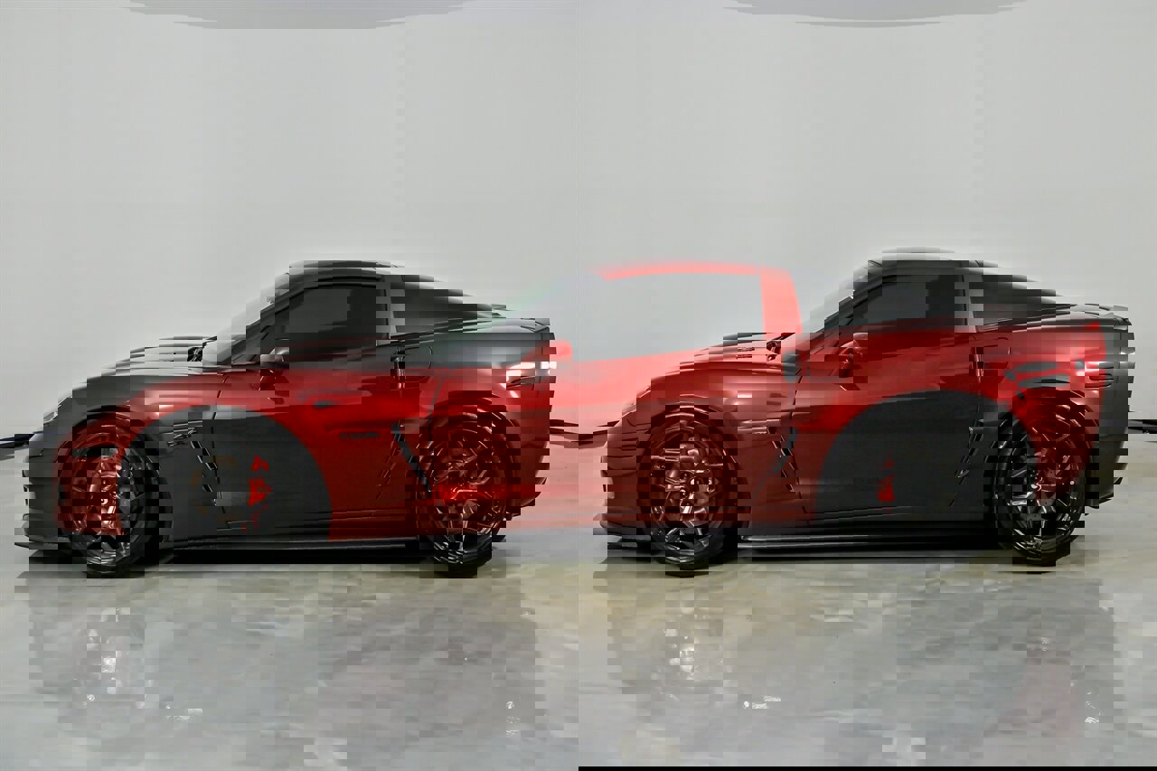 Used 2013 Chevrolet Corvette Z06 w/ Battery Protection Package image 8