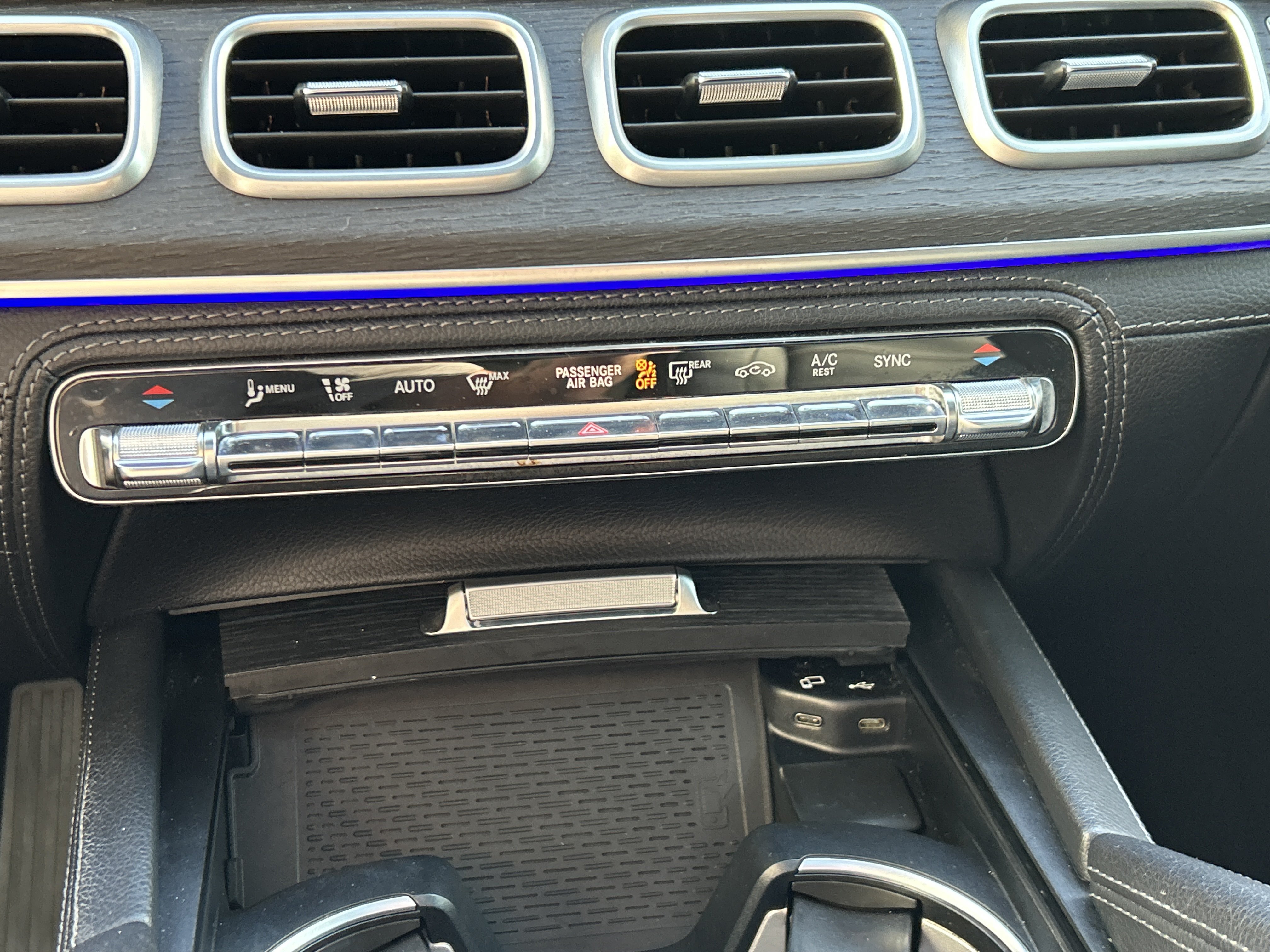 Certified 2020 Mercedes-Benz GLE 450 4MATIC image 42
