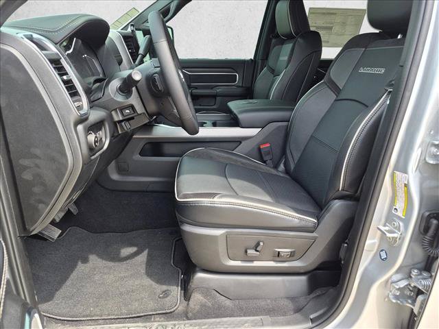 New 2026 RAM 2500 Laramie AWD/4WD image 4