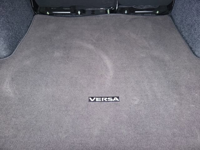 Used 2025 Nissan Versa SV FWD image 6