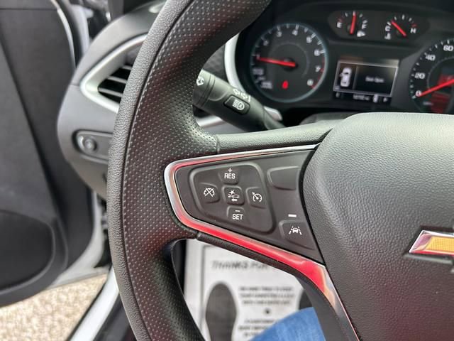 Used 2024 Chevrolet Malibu LT image 22