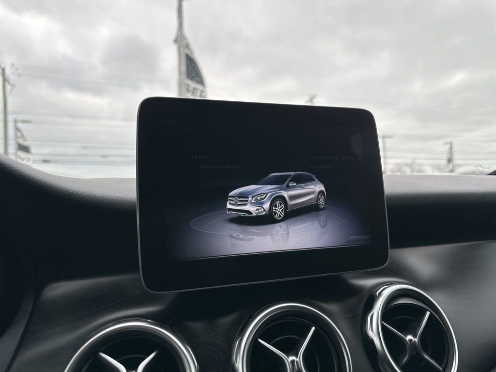 Used 2018 Mercedes-Benz GLA 250 4MATIC image 52