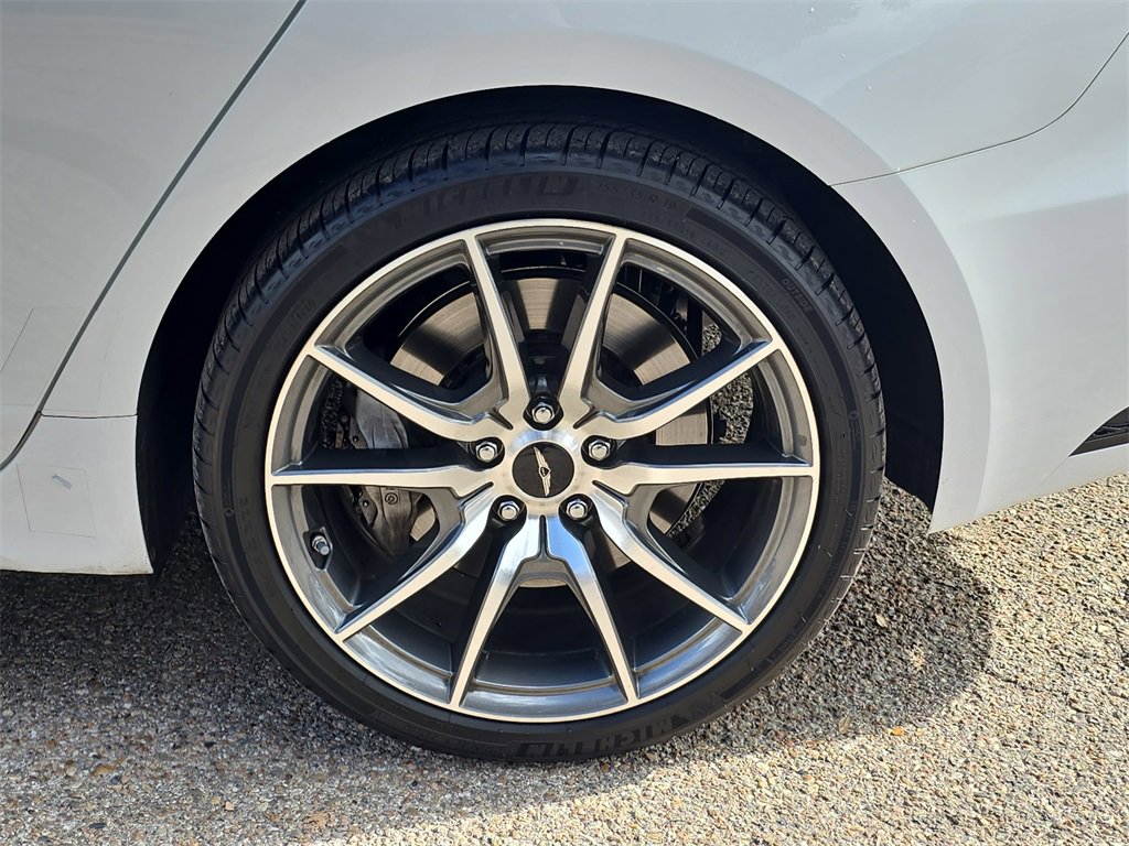 Used 2026 Genesis G70 2.5T image 31