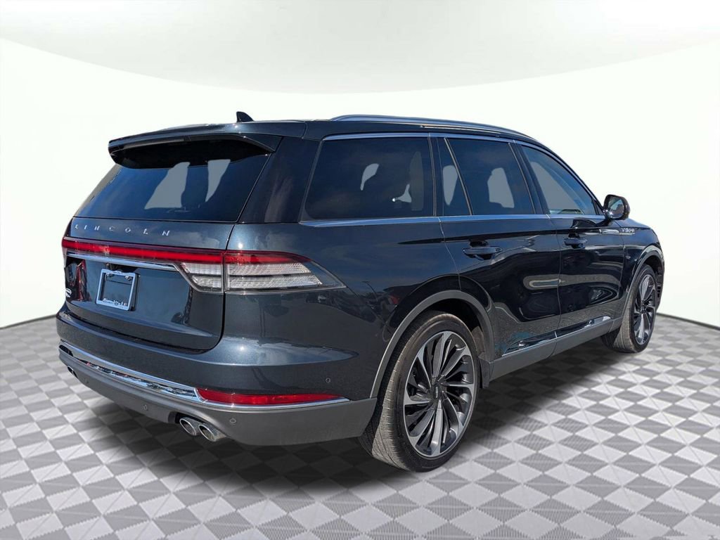 Used 2022 Lincoln Aviator Reserve w/ Equipment Group 201A RWD image 3