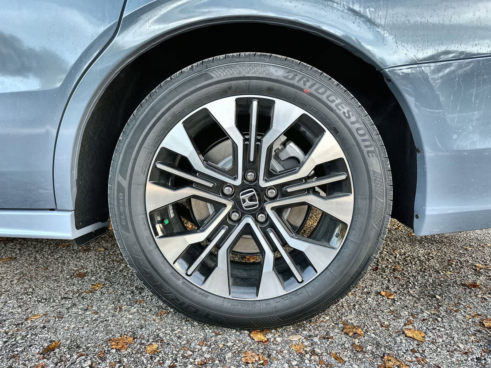 New 2026 Honda Odyssey Elite image 8
