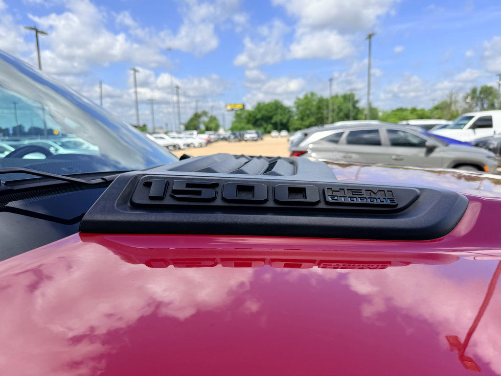 Used 2022 RAM 1500 Rebel AWD/4WD image 32