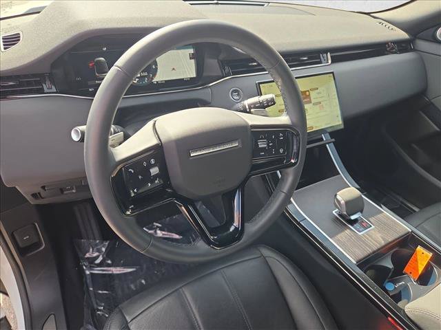Used 2024 Land Rover Range Rover Evoque Dynamic SE AWD/4WD image 10