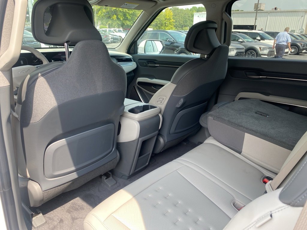 New 2026 Kia EV9 Wind image 16