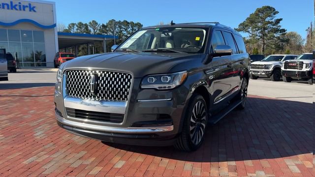 Used 2022 Lincoln Navigator Black Label image 6