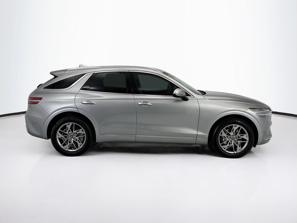 Used 2025 Genesis GV70 2.5T AWD/4WD image 4