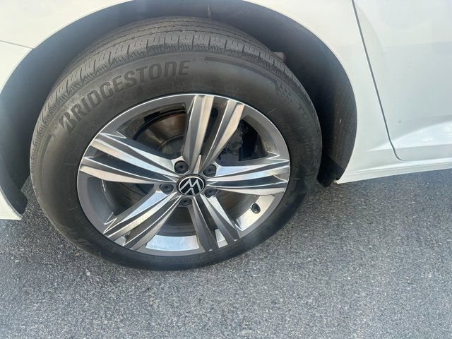 Used 2022 Volkswagen Jetta SE image 10