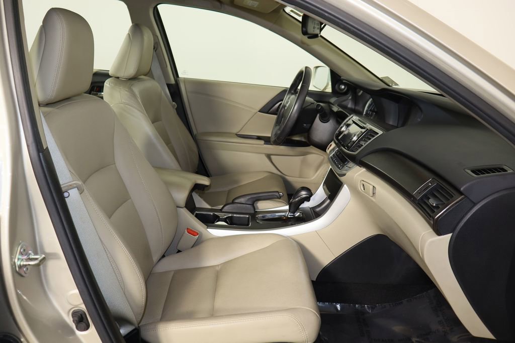 Used 2014 Honda Accord EX-L image 18