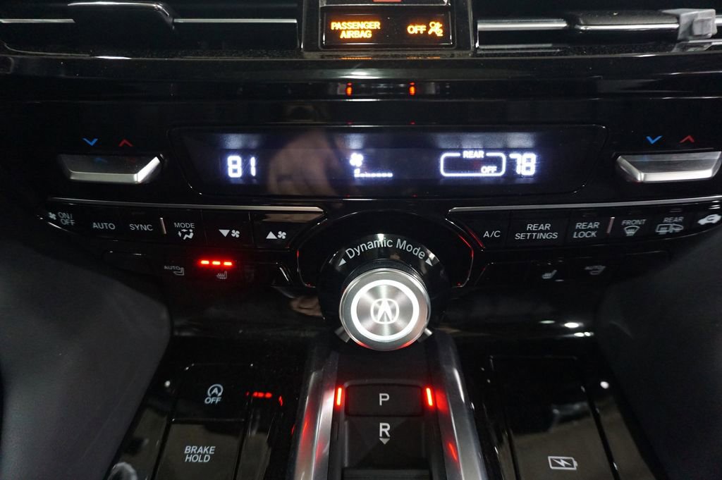 Used 2023 Acura MDX SH-AWD w/ Technology Package image 12