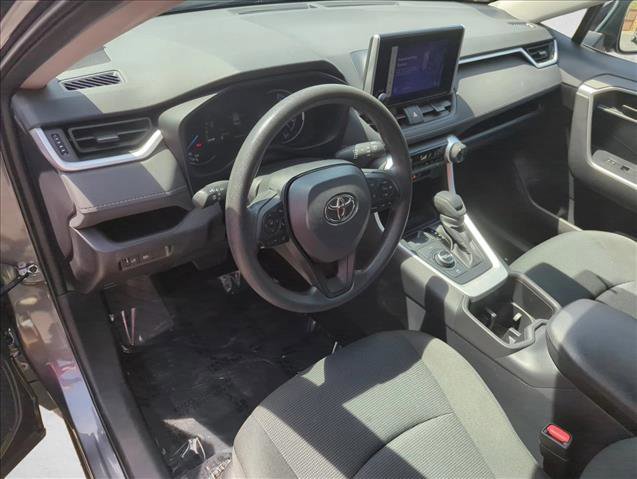 Used 2025 Toyota RAV4 LE AWD/4WD image 13