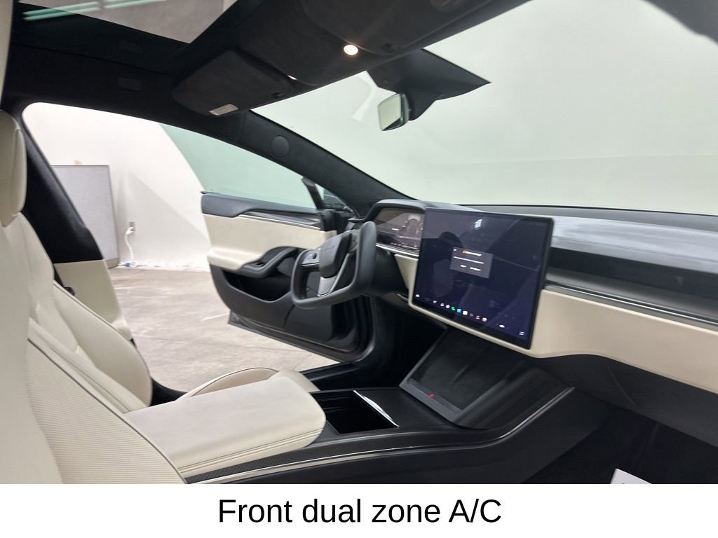Used 2021 Tesla Model S Plaid image 16