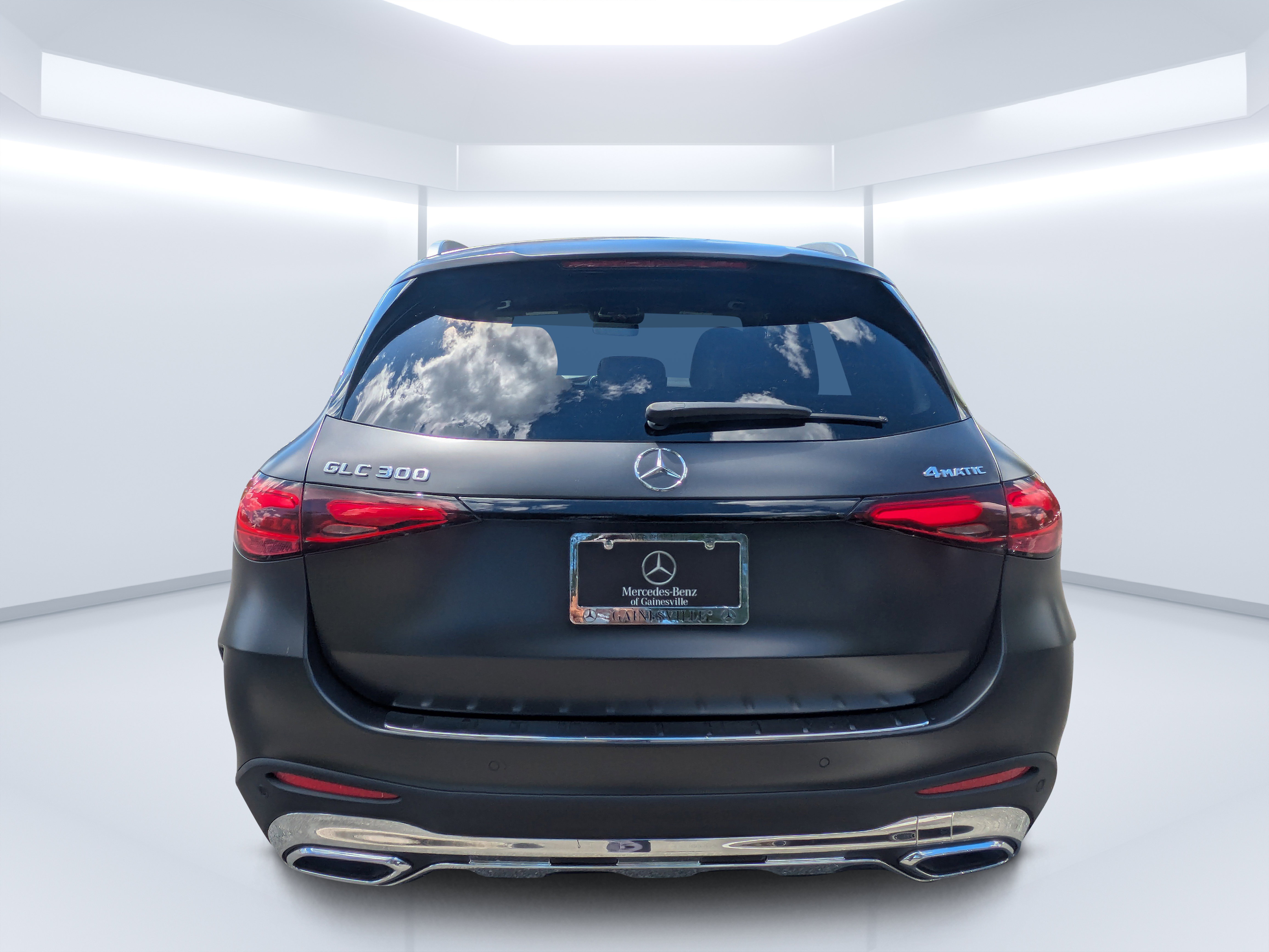 New 2027 Mercedes-Benz GLC 300 4MATIC image 4