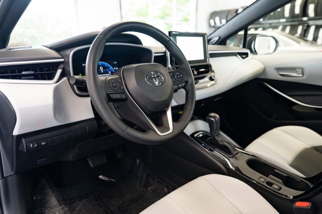 Used 2023 Toyota Corolla XSE FWD image 24