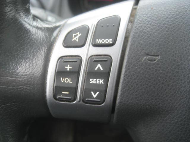 Used 2012 Suzuki SX4 Premium image 28