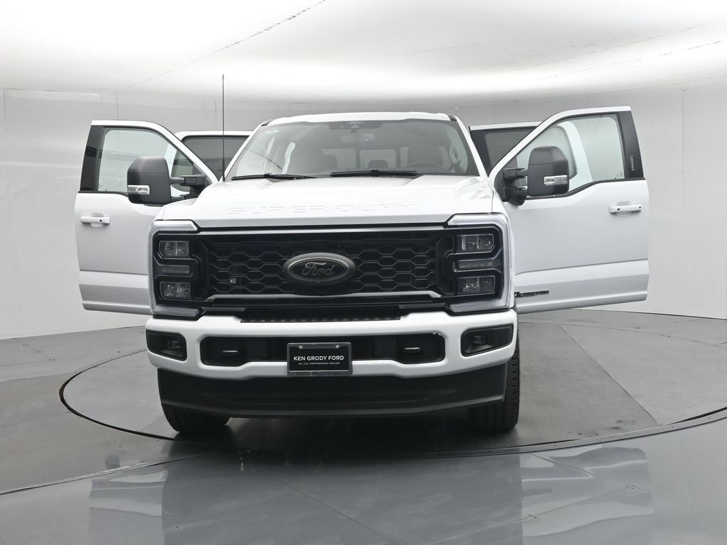 New 2026 Ford F350 XLT w/ XLT Premium Package AWD/4WD image 33