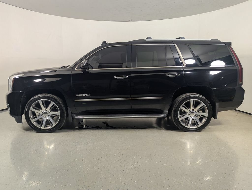 Used 2017 GMC Yukon Denali w/ Open Road Package AWD/4WD image 4