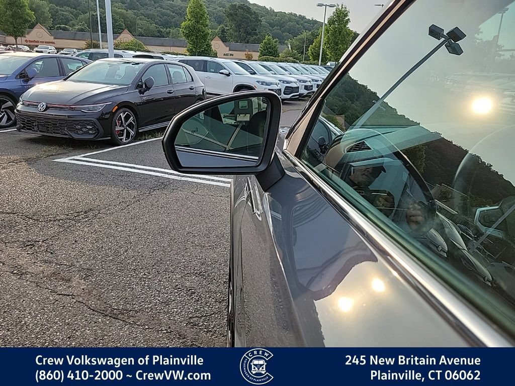 Certified 2023 Volkswagen Taos SEL AWD/4WD image 27