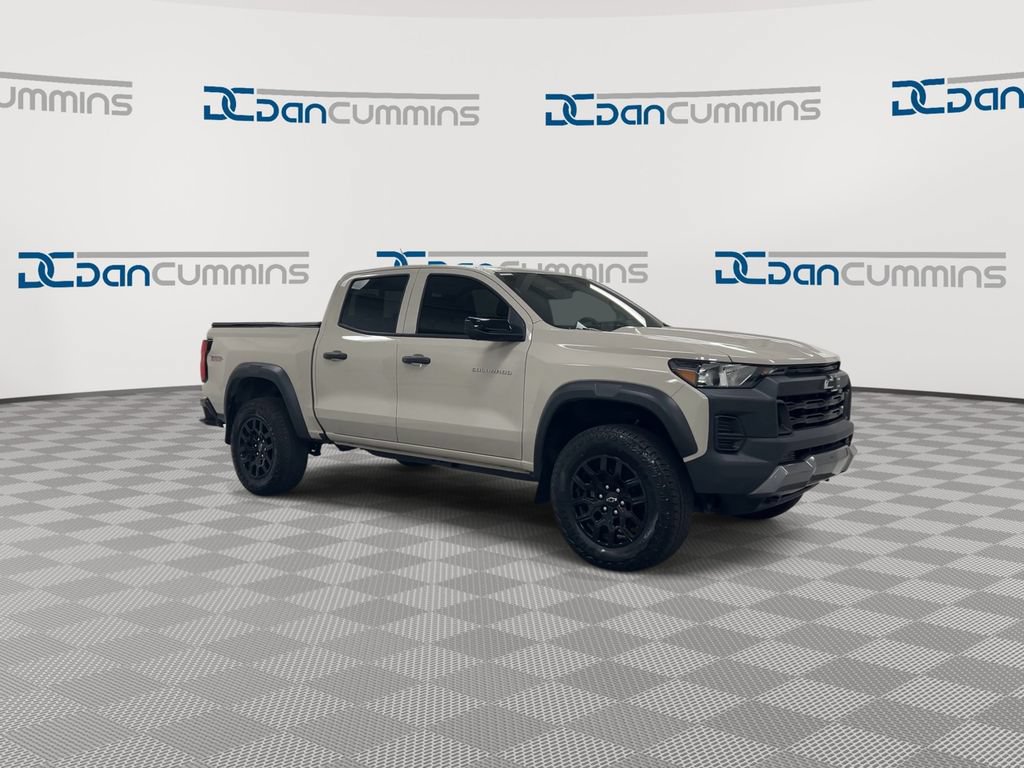Used 2026 Chevrolet Colorado Trail Boss AWD/4WD image 2
