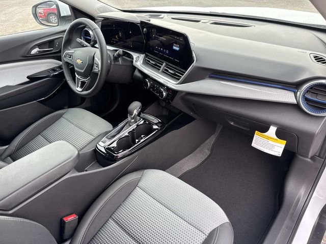 New 2026 Chevrolet Trax LT w/ Driver Confidence Package image 31