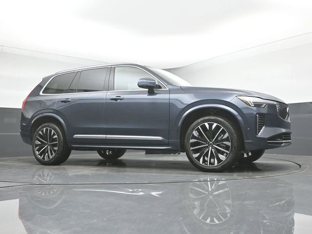 New 2026 Volvo XC90 B6 Plus w/ Protection Package Premier image 39