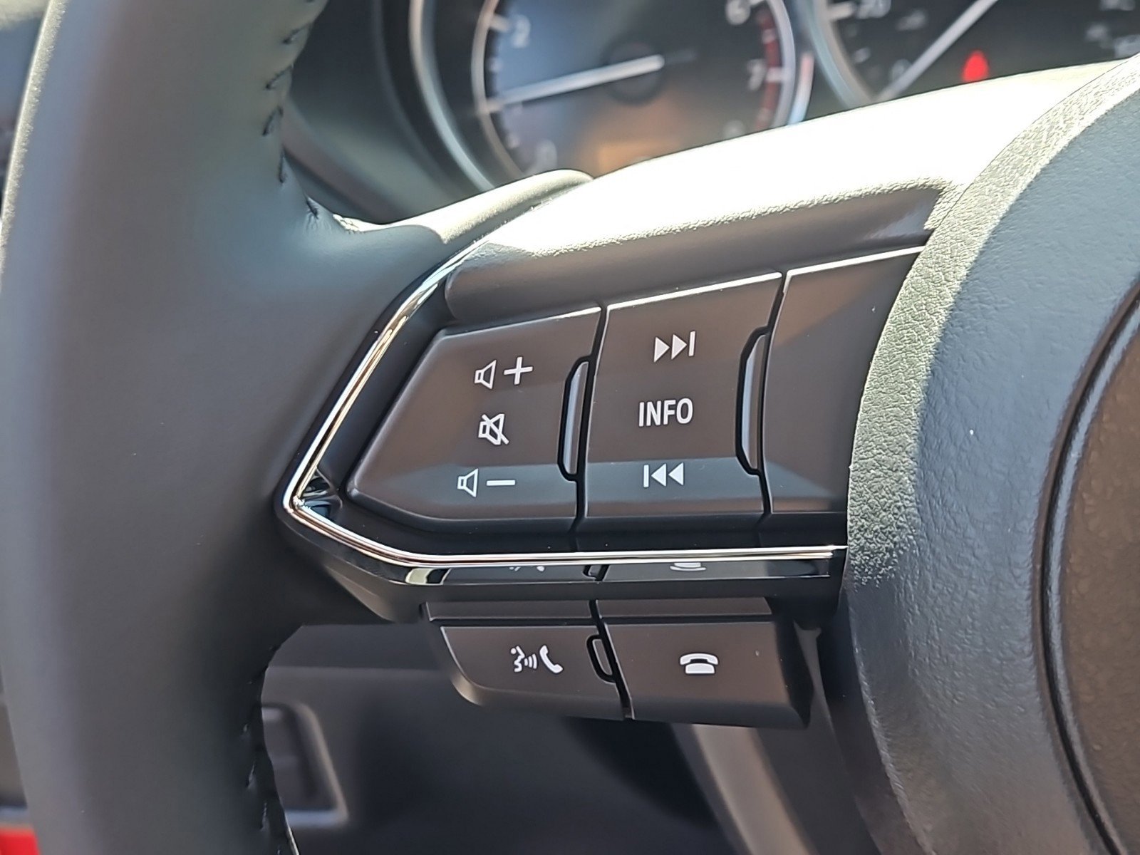 New 2025 MAZDA CX-5 AWD 2.5 S w/ Select Package image 12