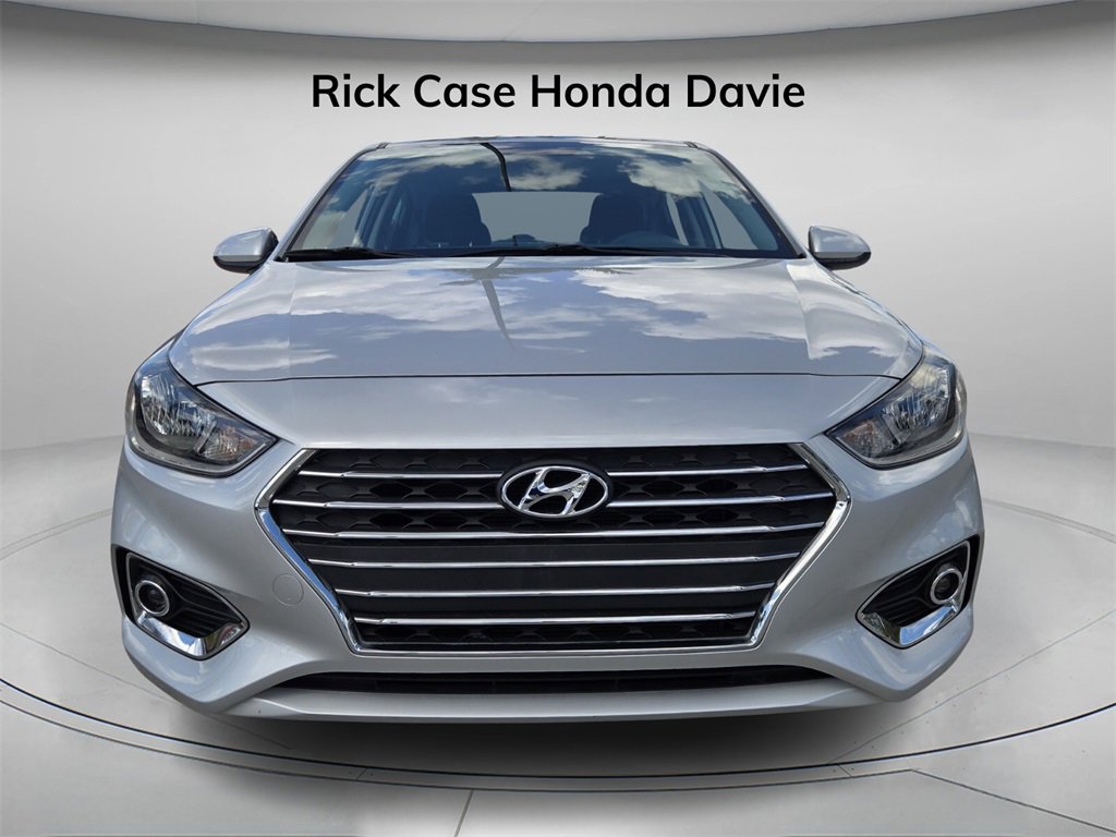 Used 2022 Hyundai Accent SEL w/ Cargo Package image 5