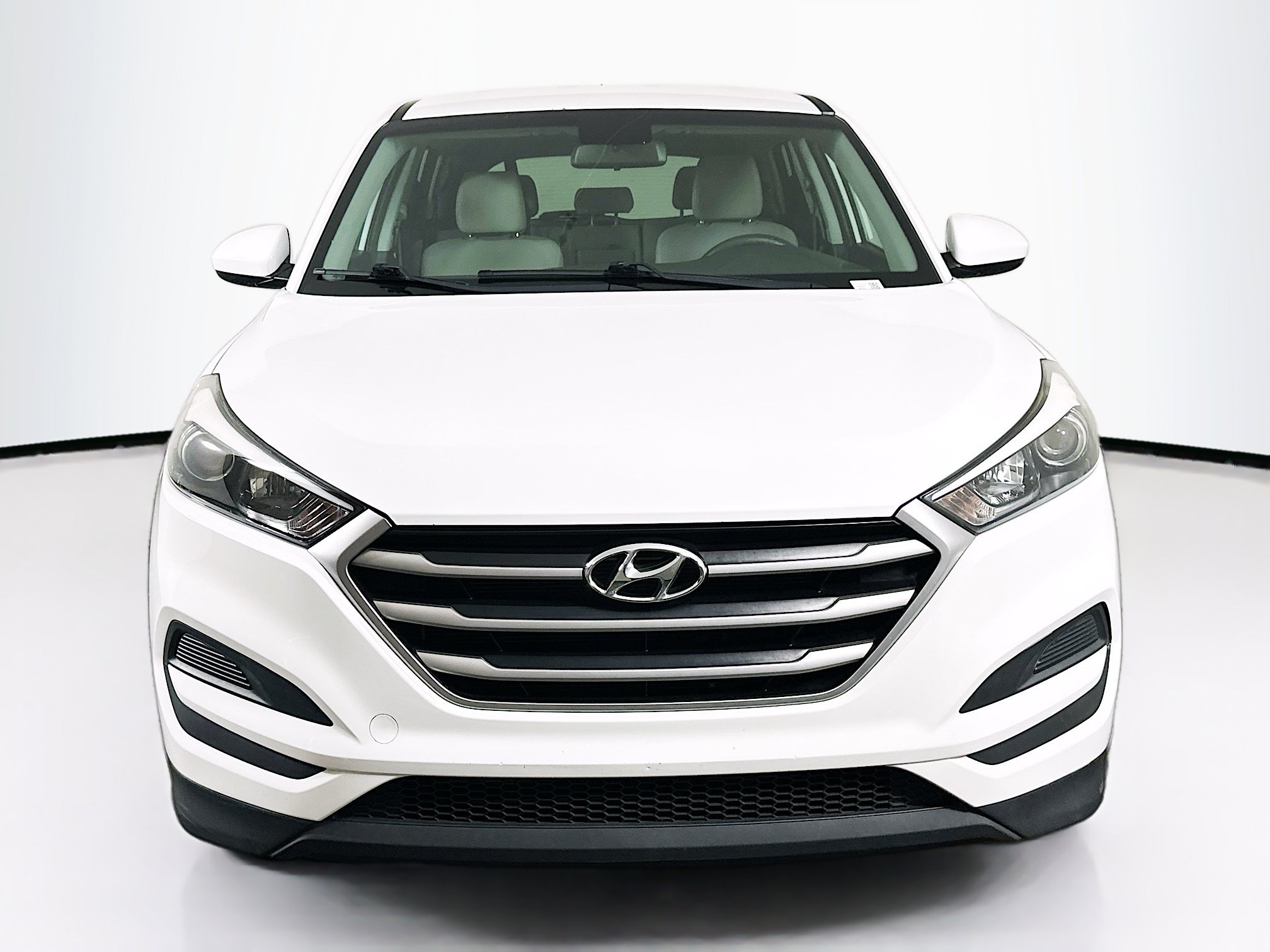 Used 2018 Hyundai Tucson SE FWD image 2