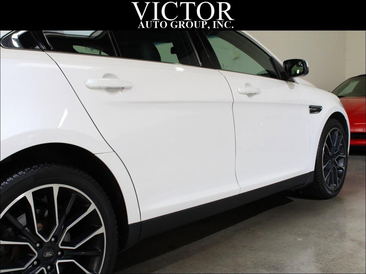 Used 2019 Ford Taurus SEL w/ Equipment Group 201A image 13