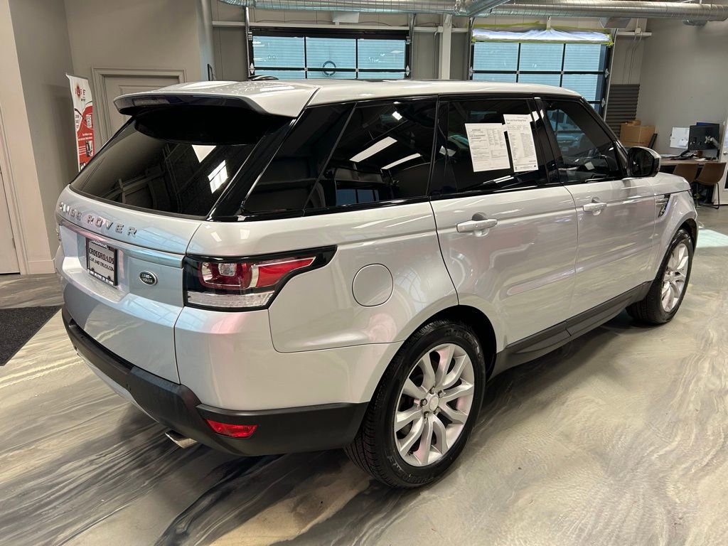 Used 2014 Land Rover Range Rover Sport HSE image 29