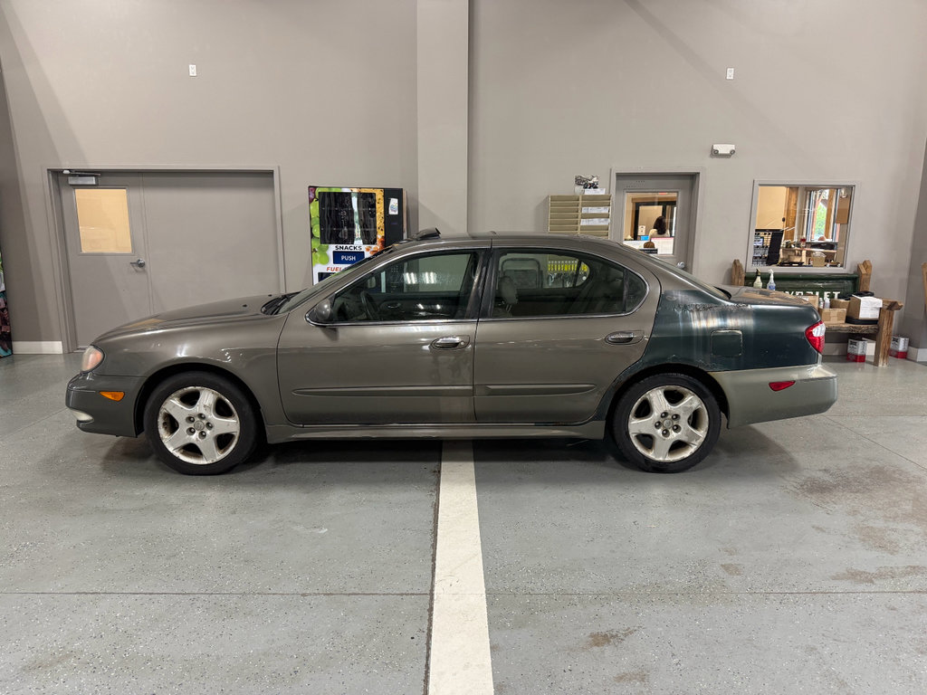 Used 2001 INFINITI I30 w/ (X03) Heated Seats Pkg
