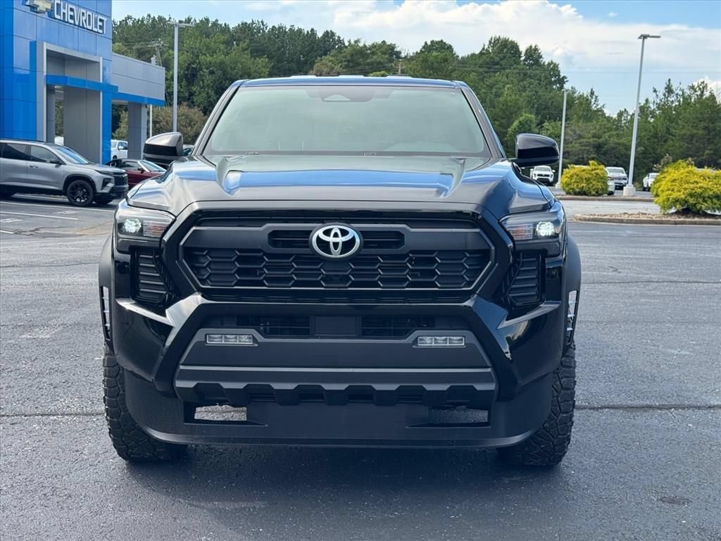 Used 2025 Toyota Tacoma TRD Off-Road AWD/4WD image 8