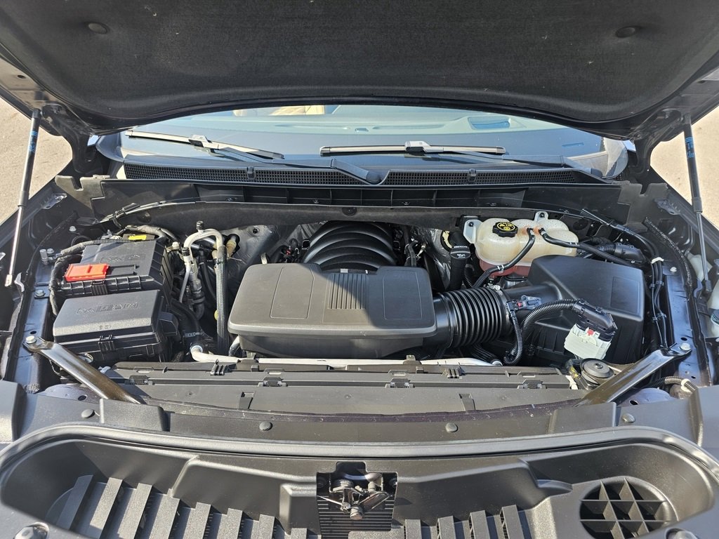 Used 2023 Cadillac Escalade Premium Luxury w/ LPO, Radiant Package image 15