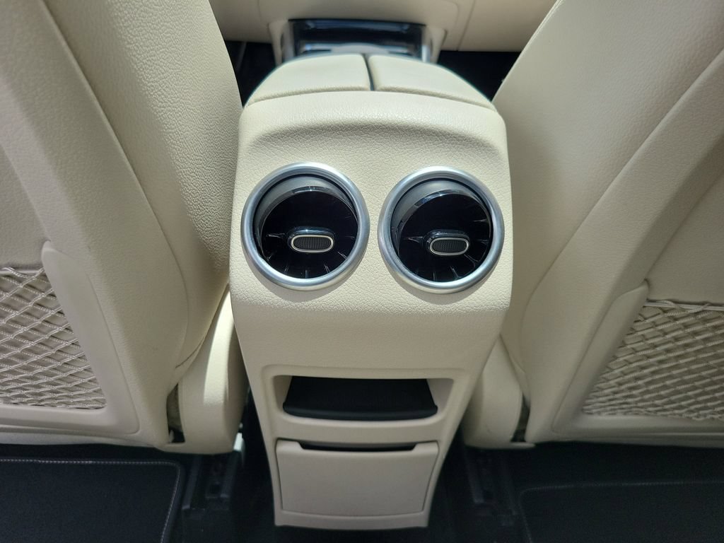 Used 2023 Mercedes-Benz GLB 250 image 14