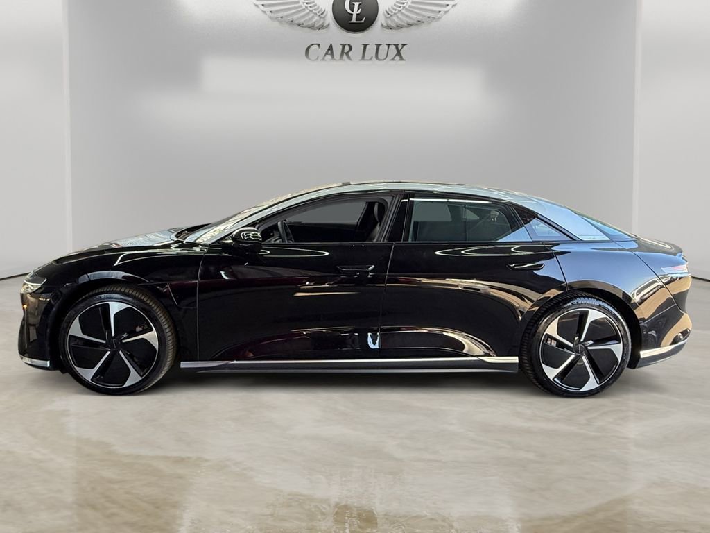 Used 2024 Lucid Air Touring image 2