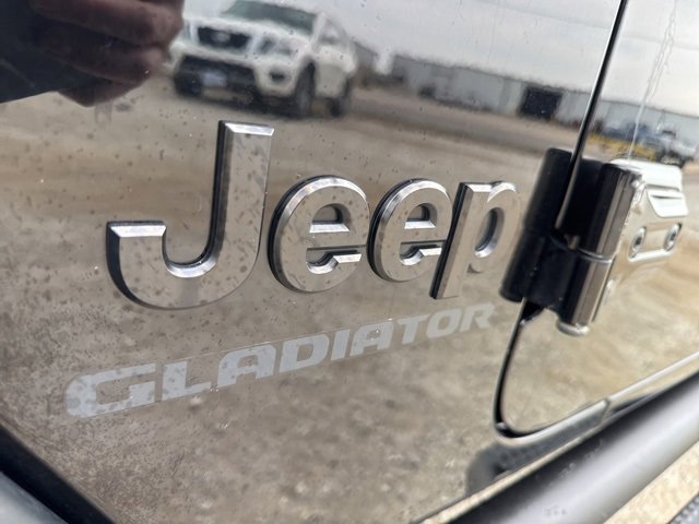 Used 2020 Jeep Gladiator Sport w/ Quick Order Package 24S image 10