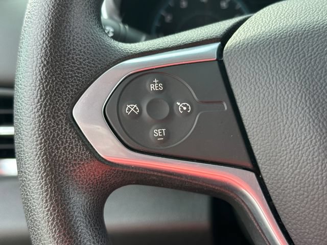 Used 2021 Chevrolet Traverse LS FWD image 34