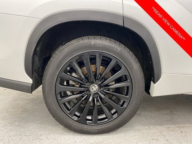 Used 2023 Toyota Highlander XSE AWD/4WD image 7