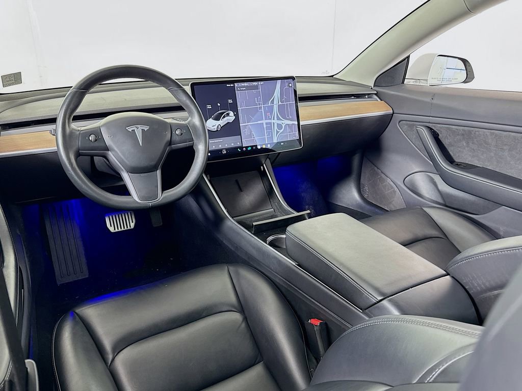 Used 2018 Tesla Model 3 Long Range image 38