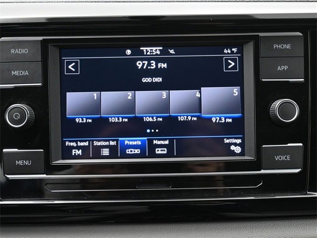 Used 2023 Volkswagen Taos S image 19