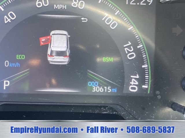 Used 2025 Toyota RAV4 XLE AWD/4WD image 32
