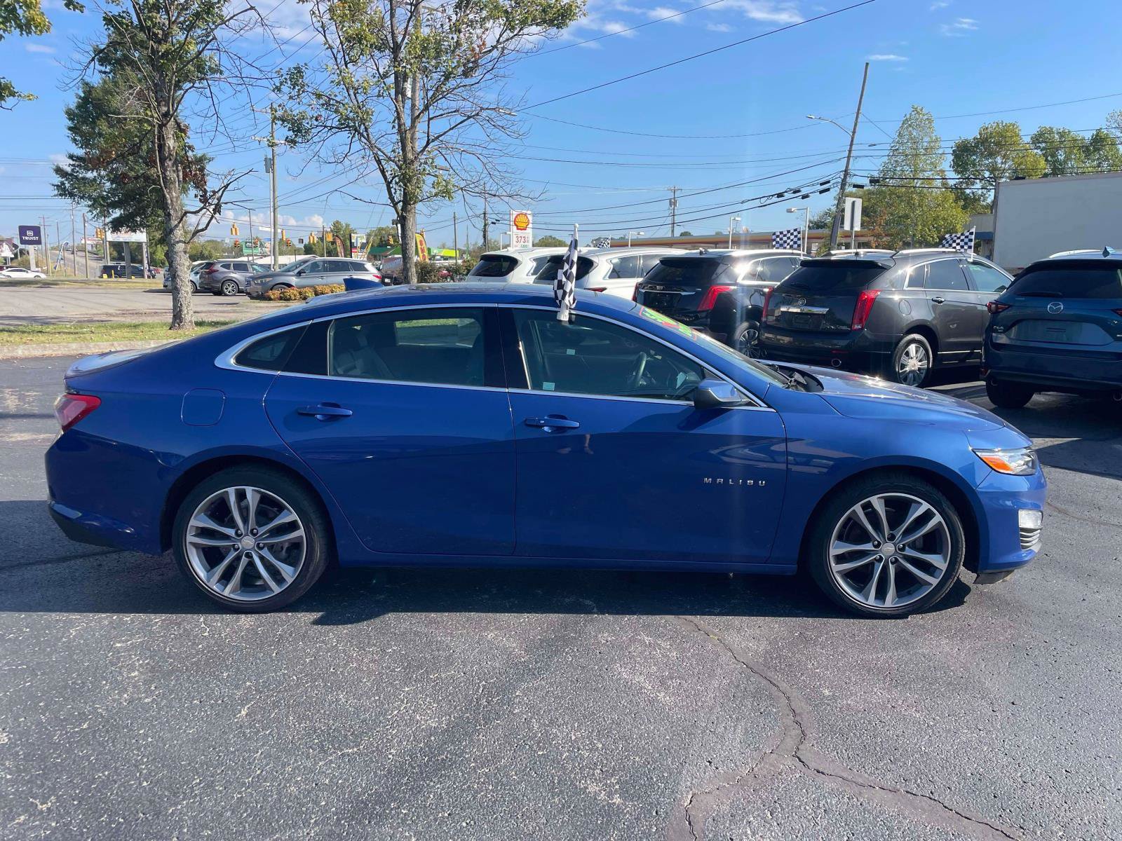 Used 2023 Chevrolet Malibu LT FWD image 9