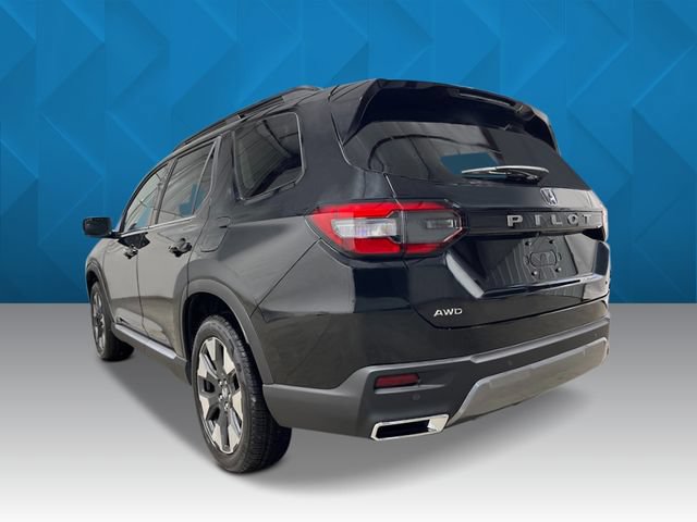 New 2026 Honda Pilot Touring image 3