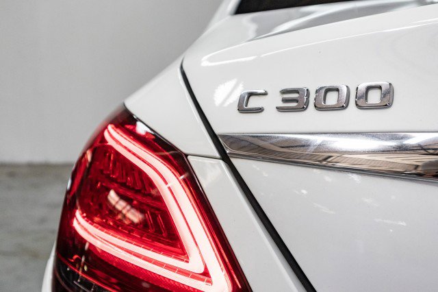 Used 2021 Mercedes-Benz C 300 Sedan w/ Premium Package image 6